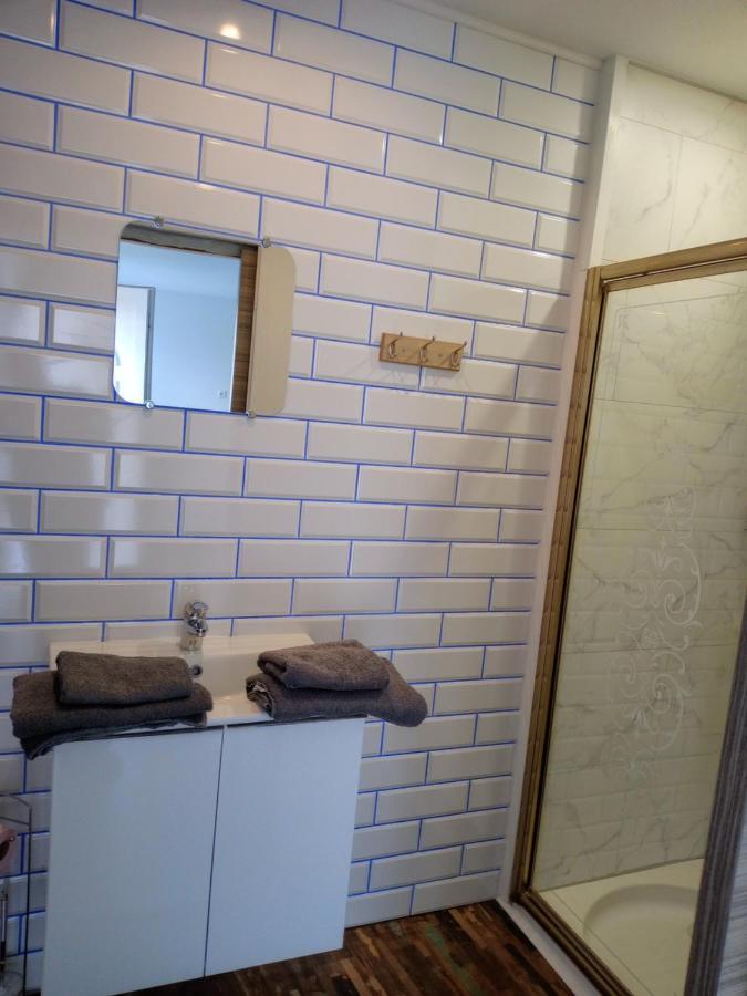 Chambre Studio Calais Exterior photo
